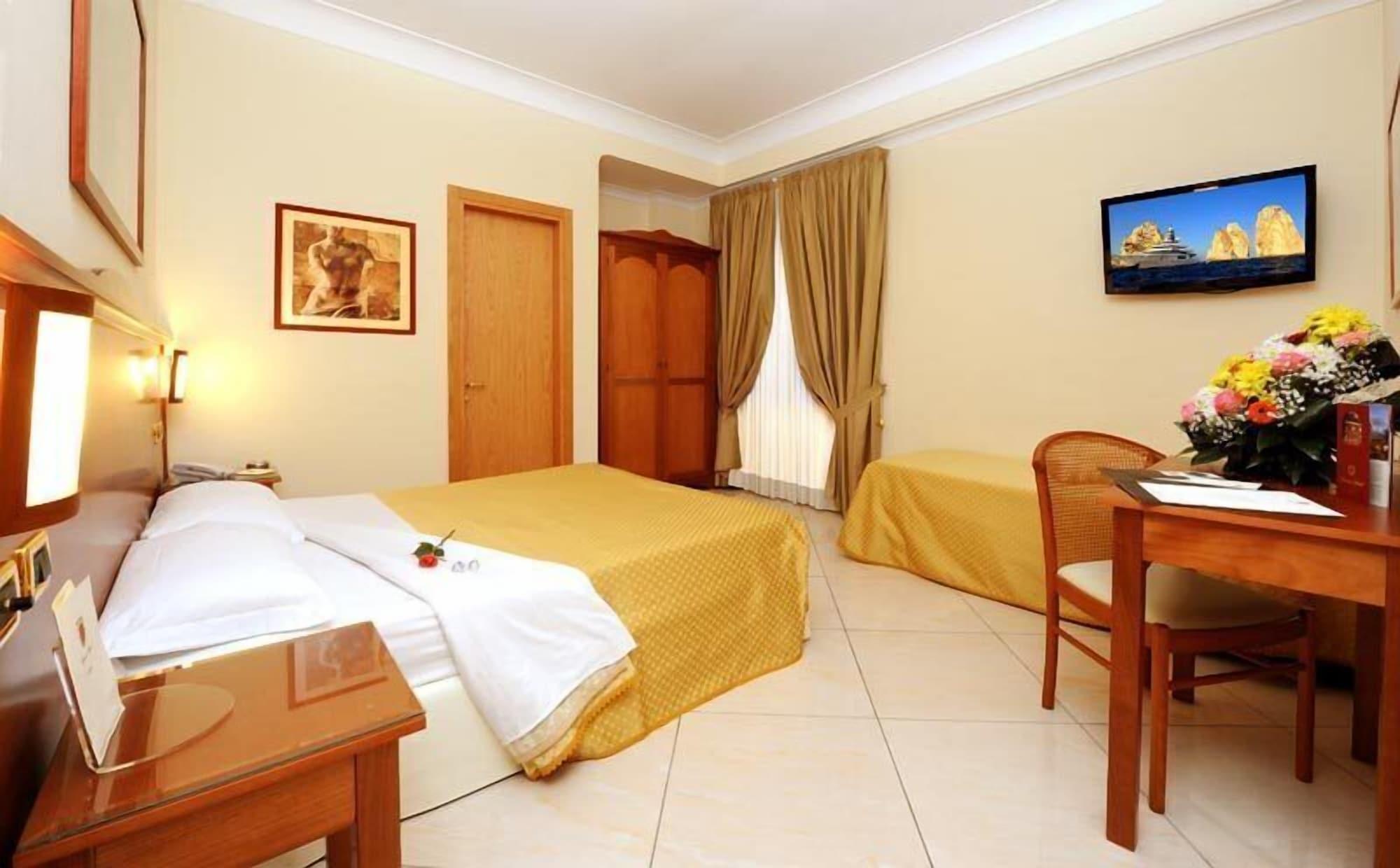 Buono Hotel Napels Buitenkant foto