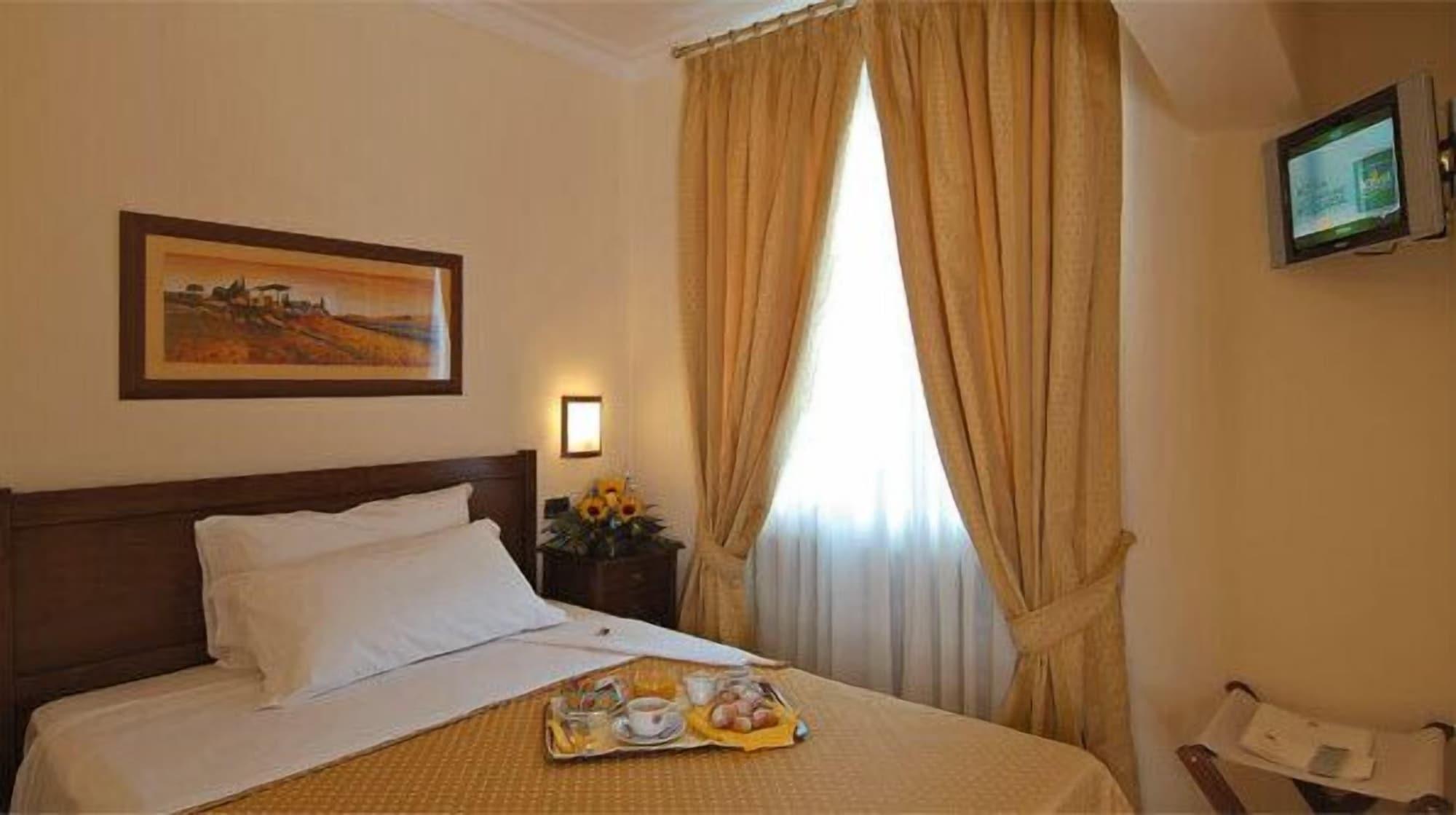 Buono Hotel Napels Buitenkant foto
