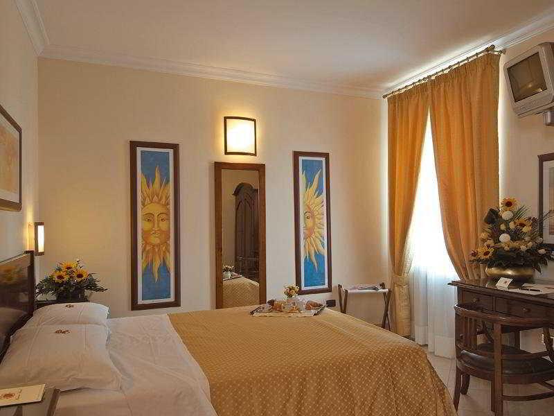 Buono Hotel Napels Kamer foto