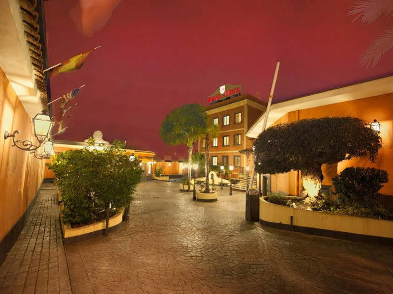 Buono Hotel Napels Buitenkant foto